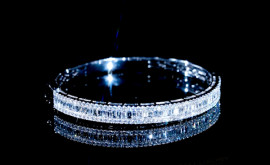 Kim cương: “Nữ hoàng” của các loại đá quý Kim cương: “Nữ hoàng” của các loại đá quý