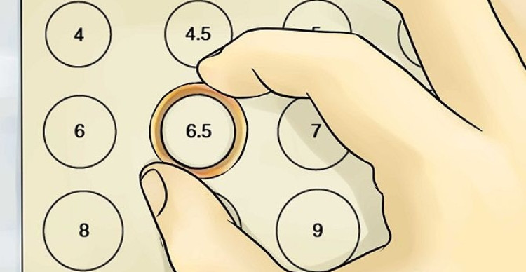 Làm thế nào để biết được cỡ nhẫn kim cương nữ của người ấy? Làm thế nào để biết được cỡ nhẫn kim cương nữ của người ấy?