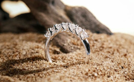 Top 5 Món Quà Trang Sức Valentine Được Ưa Chuộng Nhất Top 5 Món Quà Trang Sức Valentine Được Ưa Chuộng Nhất