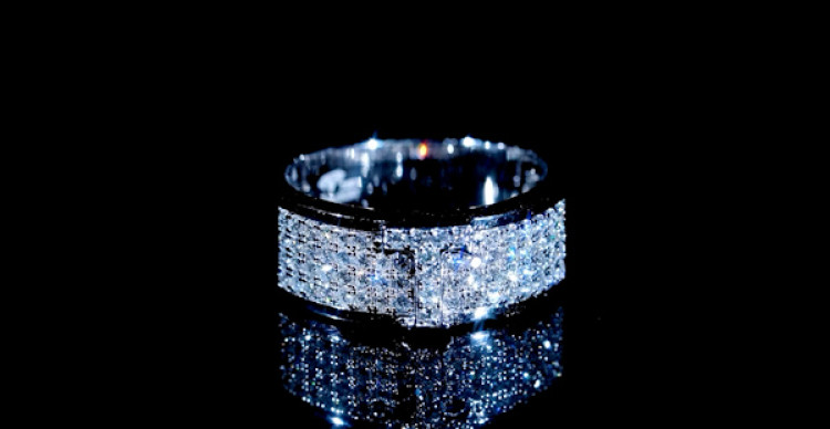 Mua Kim Cương Nhập Khẩu Chính Ngạch – Đầu Tư Tài Sản Bền Vững Với Giá Trị Tăng Cao Mua Kim Cương Nhập Khẩu Chính Ngạch – Đầu Tư Tài Sản Bền Vững Với Giá Trị Tăng Cao