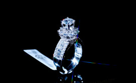 Những chiếc dây chuyền đắt nhất thế giới Những chiếc dây chuyền đắt nhất thế giới
