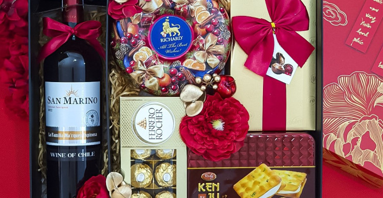 Con Rể Chọn Quà Tết Cho Bố Mẹ Vợ Tương Lai Nên Tham Khảo Con Rể Chọn Quà Tết Cho Bố Mẹ Vợ Tương Lai Nên Tham Khảo