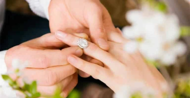 Đừng Nhầm Lẫn Giữa Nhẫn Cầu Hôn Và Nhẫn Cưới Đừng Nhầm Lẫn Giữa Nhẫn Cầu Hôn Và Nhẫn Cưới