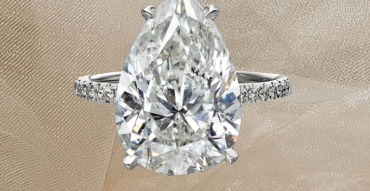 Nhẫn Kim Cương Pear – Giọt Nước Mắt Của Hạnh Phúc Nhẫn Kim Cương Pear – Giọt Nước Mắt Của Hạnh Phúc