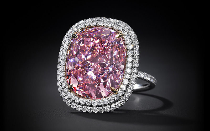 Tại sao kim cương hồng lại được săn đón và có giá trị cao như vậy?