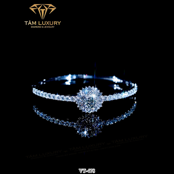 Vòng tay kim cương thiên nhiên tại Tâm Luxury