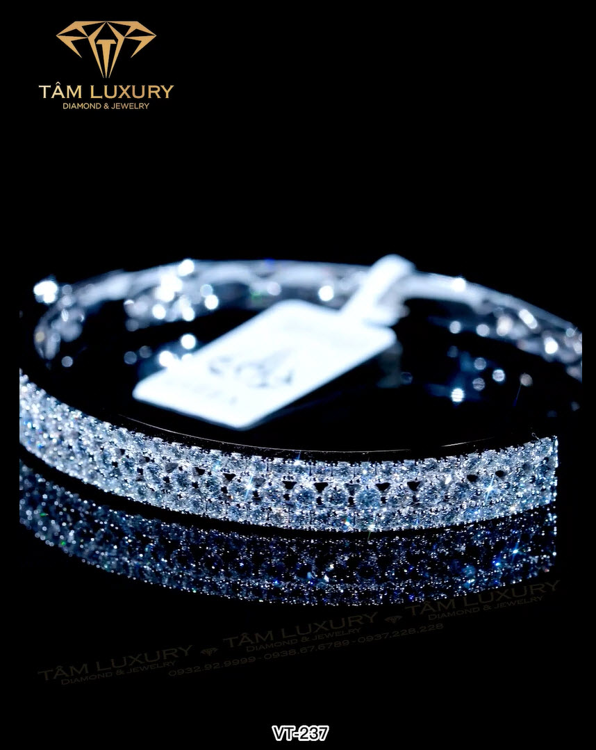 Vòng tay vàng kim cương Galaxy - Mã VT237 hình ảnh 2 Vòng tay vàng kim cương Galaxy - Mã VT237 hình ảnh 2