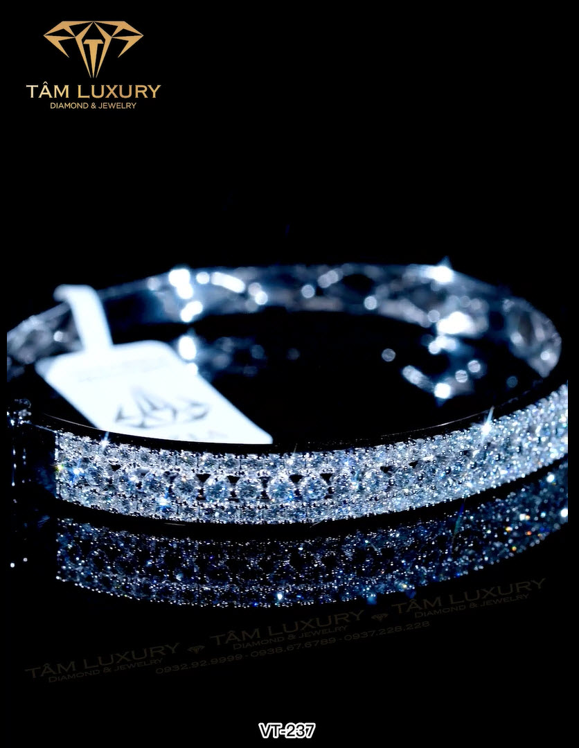 Vòng tay vàng kim cương Galaxy - Mã VT237 hình ảnh 3 Vòng tay vàng kim cương Galaxy - Mã VT237 hình ảnh 3