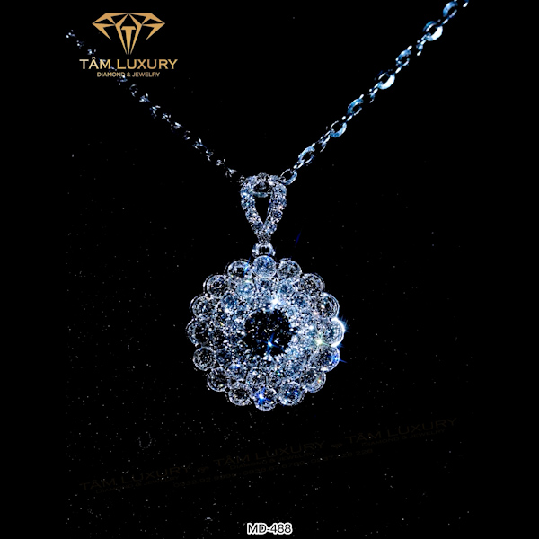 Mặt dây chuyền kim cương “Awe-inspiring” – Mã MD488