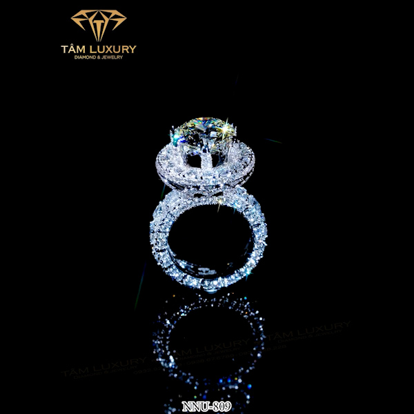 Nhẫn nữ kim cương vàng ý “Wise” – Mã NNU809