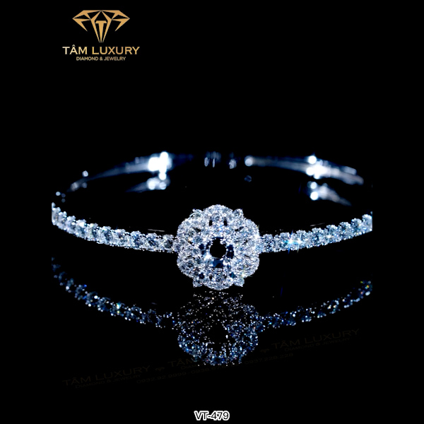 Vòng tay kim cương vàng “Flourishing” – Mã VT479