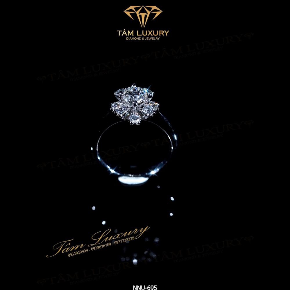 Siêu phẩm Nhẫn nữ kim cương “Ernesta”- Mã NNU695