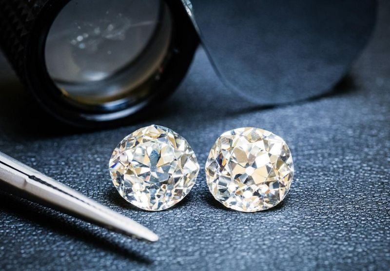 Có nên chọn mua kim cương không giấy kiểm định?