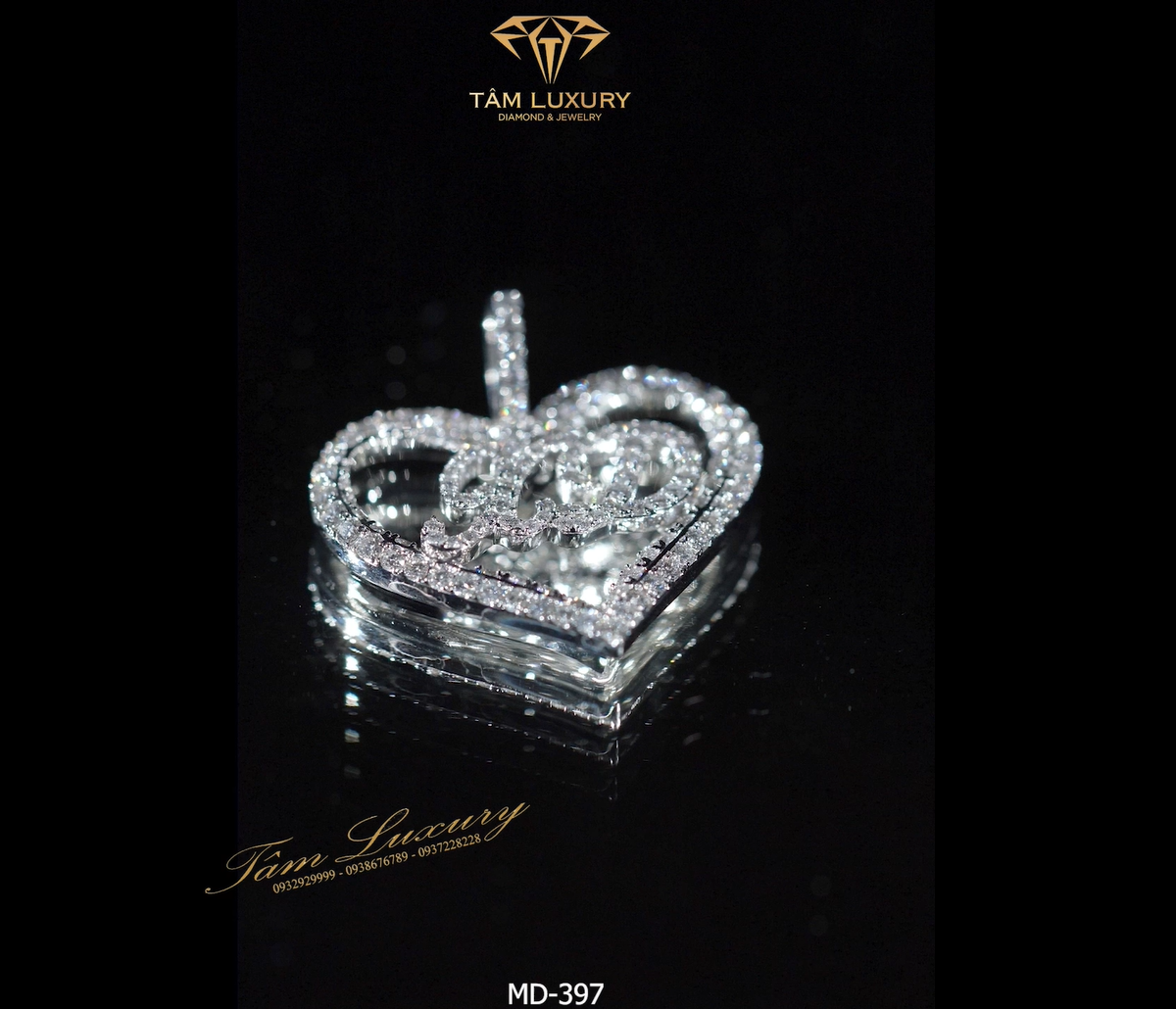Mặt dây chuyền kim cương vàng ý 750 “Camelia” – Mã MD397