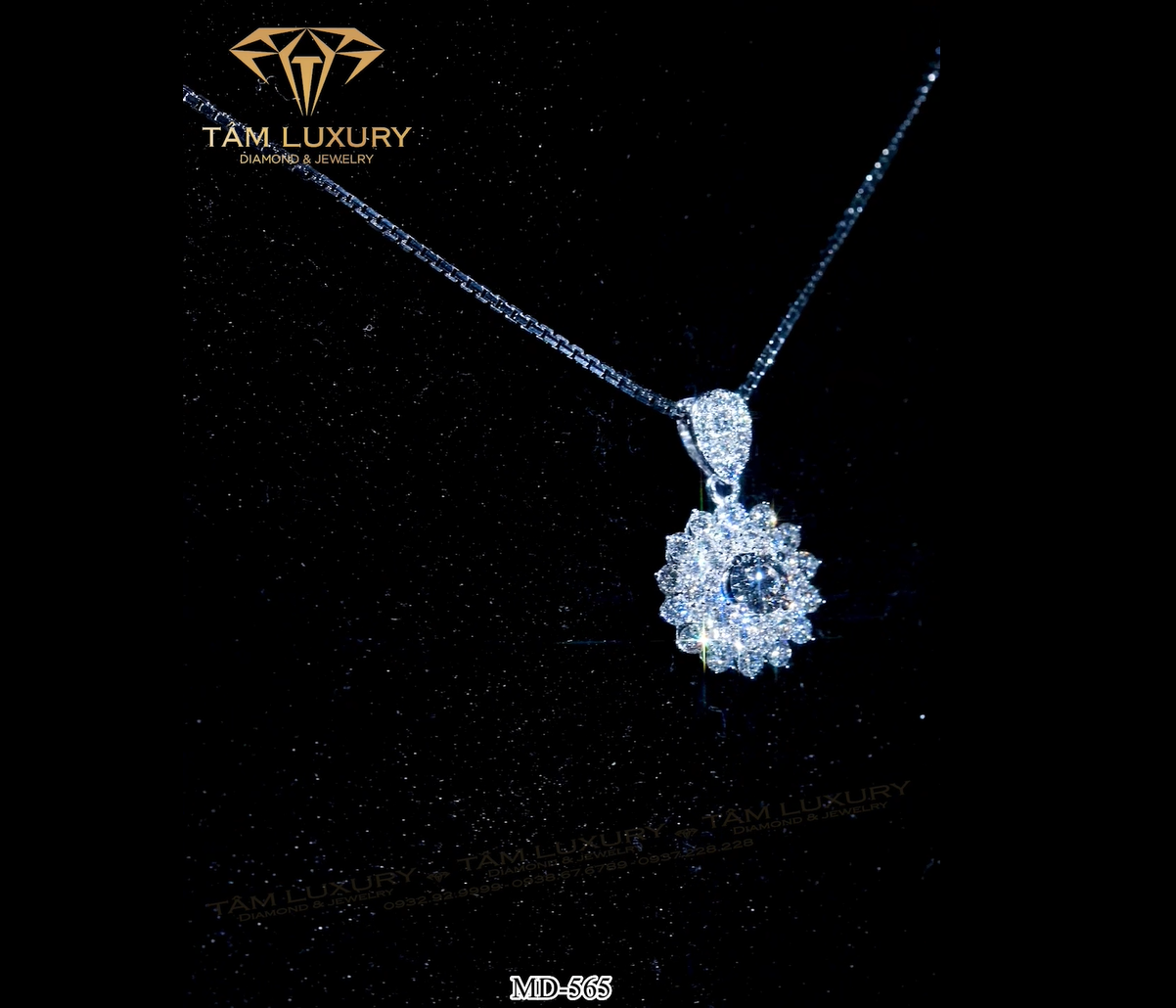 Mặt dây chuyền kim cương vàng ý “Daria” – Mã MD565