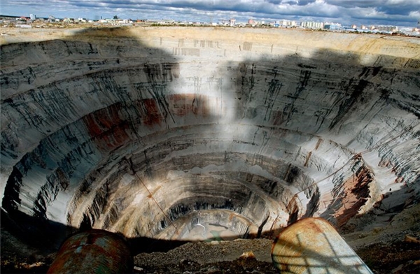 Mỏ kim cương lớn nhất thế giới tại Nga