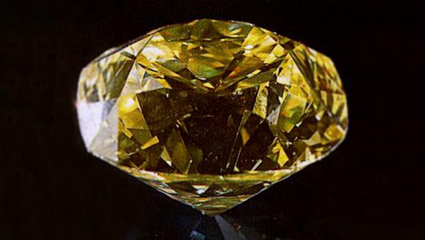 Viên kim cương vàng De Beers nặng 234,65 carats