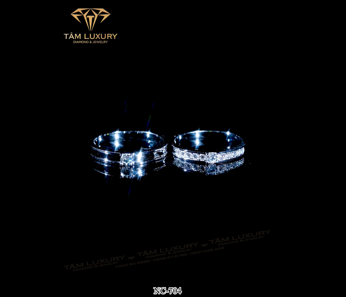 Nhẫn cặp kim cương vàng 750 “William” – Mã NC704