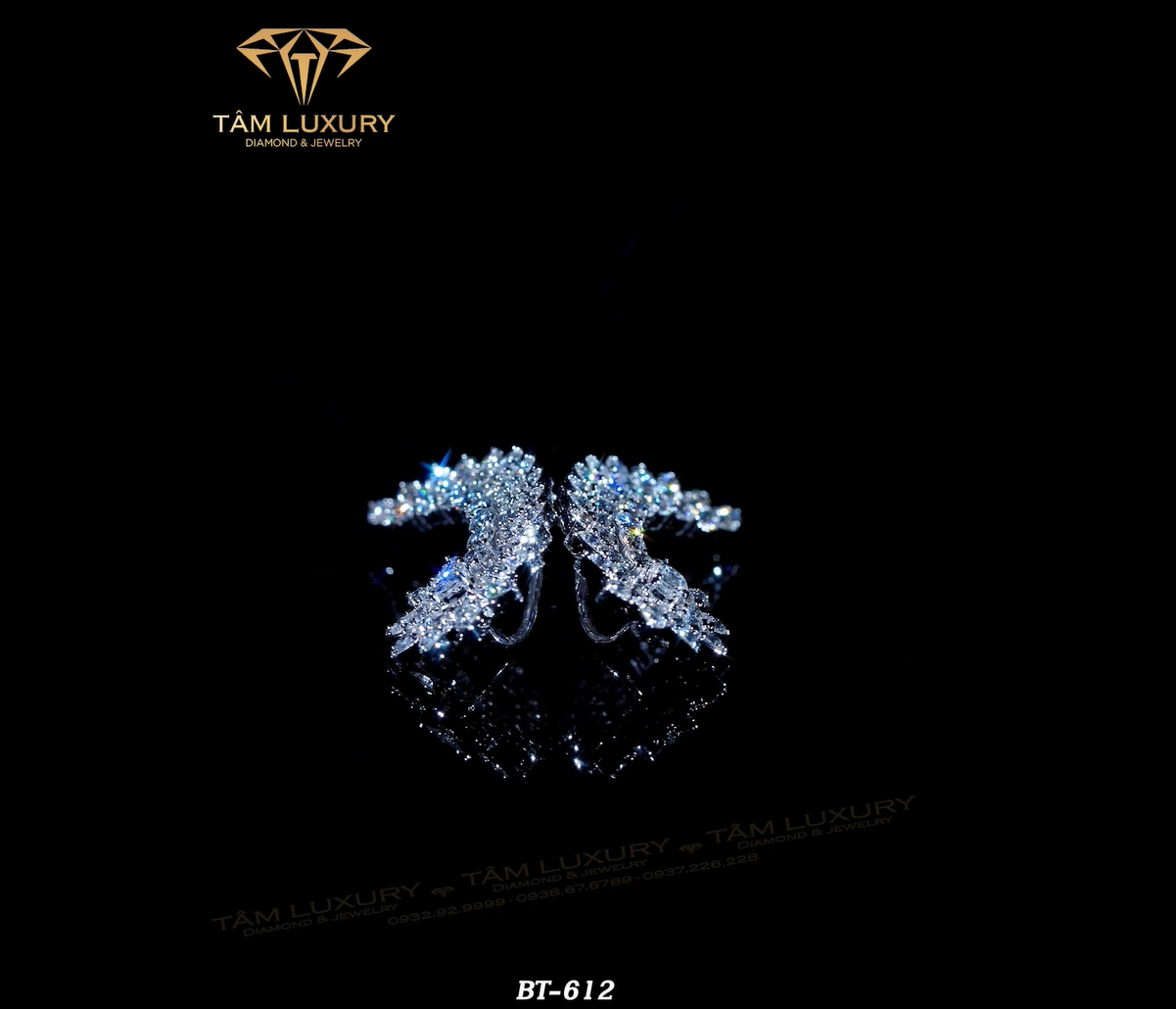 Bông tai kim cương vàng 750 “Aimée” – Mã BT612