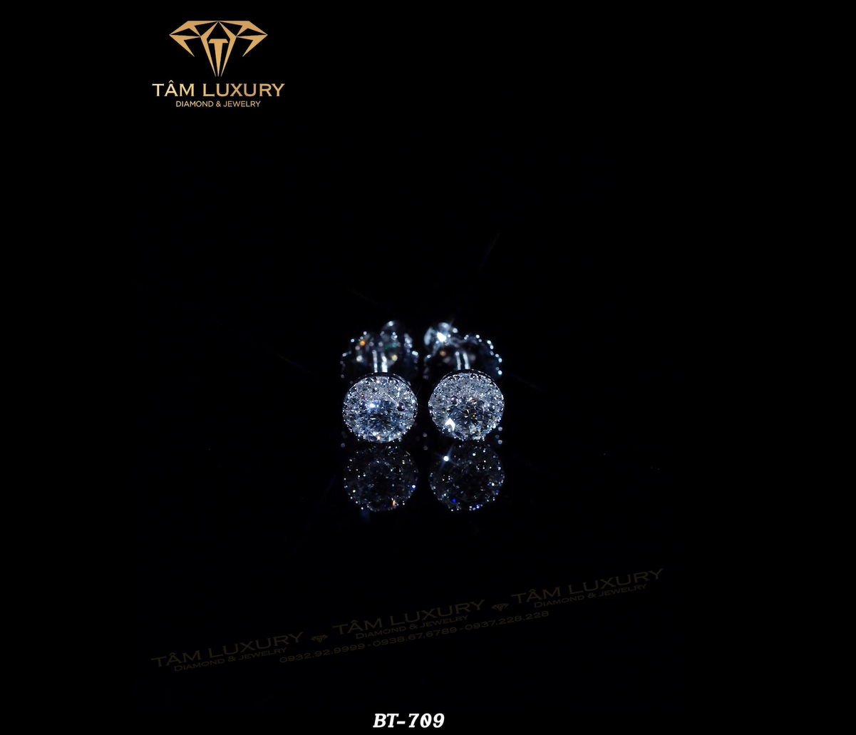 Bông tai vàng 750 đính kim cương “Amabella” – Mã BT709