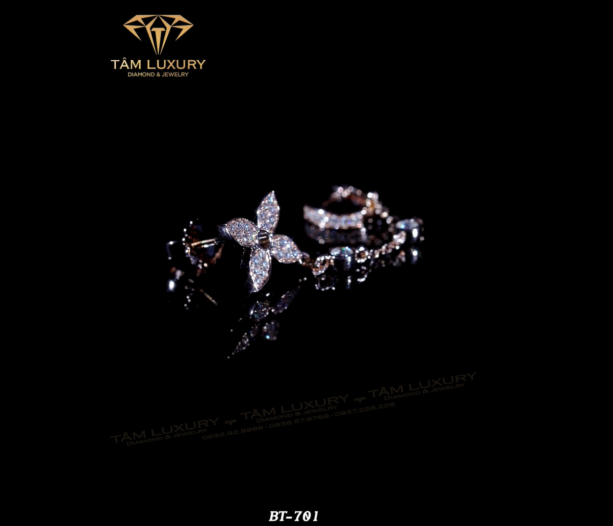 Bông tai kim cương vàng 750 Burnice - Mã BT701