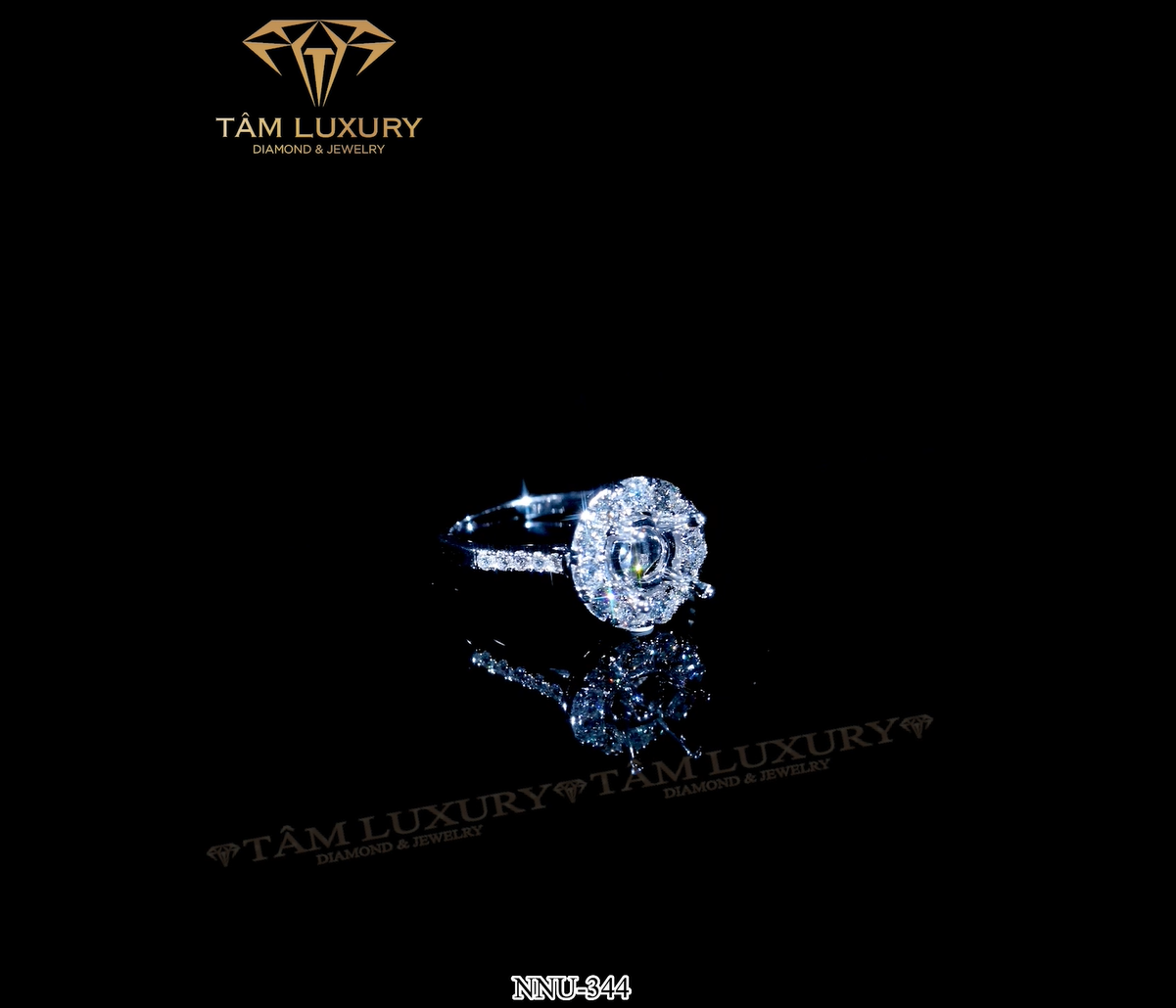 Nhẫn nữ vàng 750 đính kim cương “Fanchon” – Mã NNU344