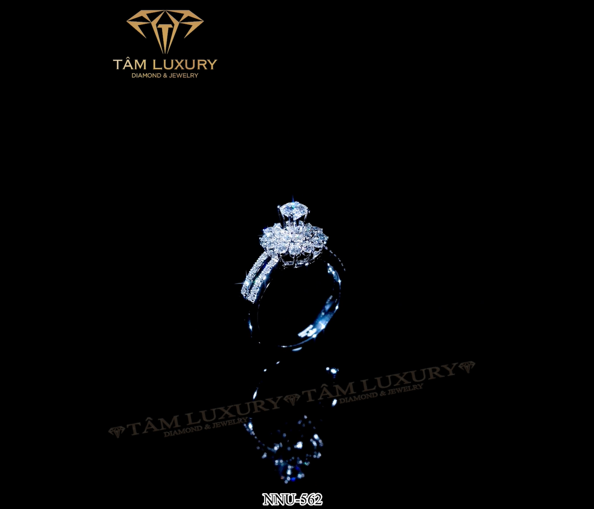Nhẫn nữ vàng 750 đính kim cương “Juleen” – Mã NNU562