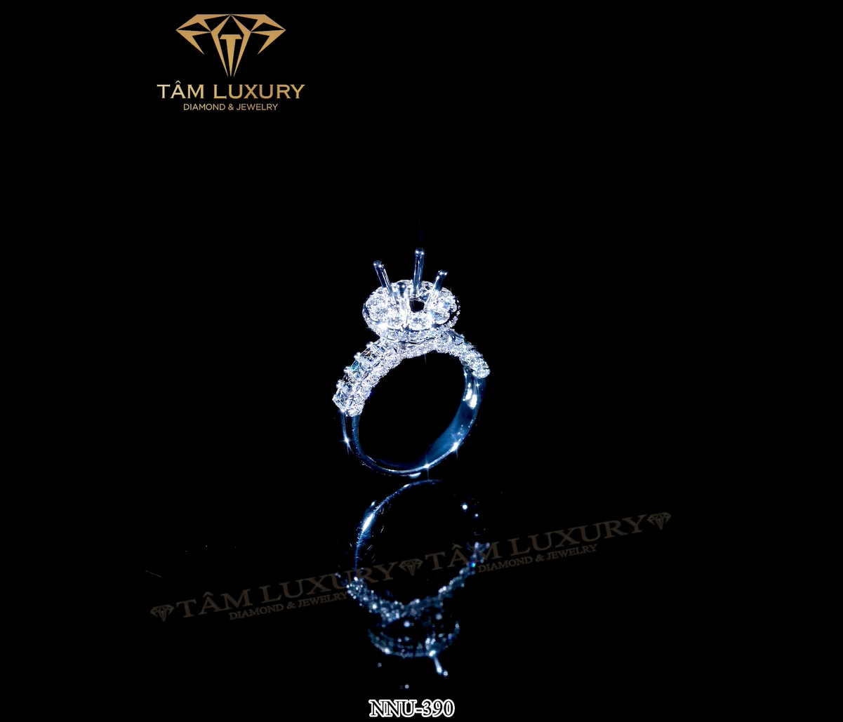 Nhẫn nữ vàng 750 đính kim cương “Cathérine” – Mã NNU390