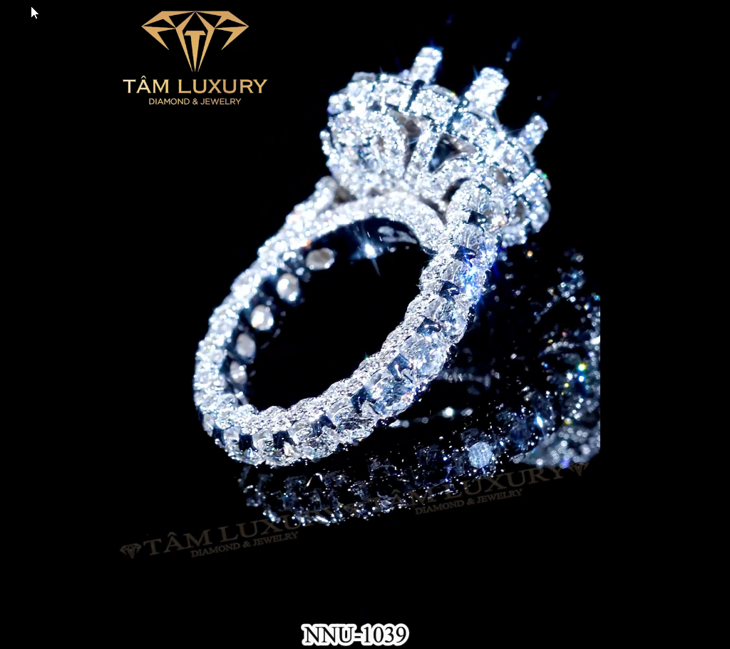 Nhẫn nữ vàng 750 đính kim cương thiên nhiên VVS+ "Caroline" - Mã NNU1039