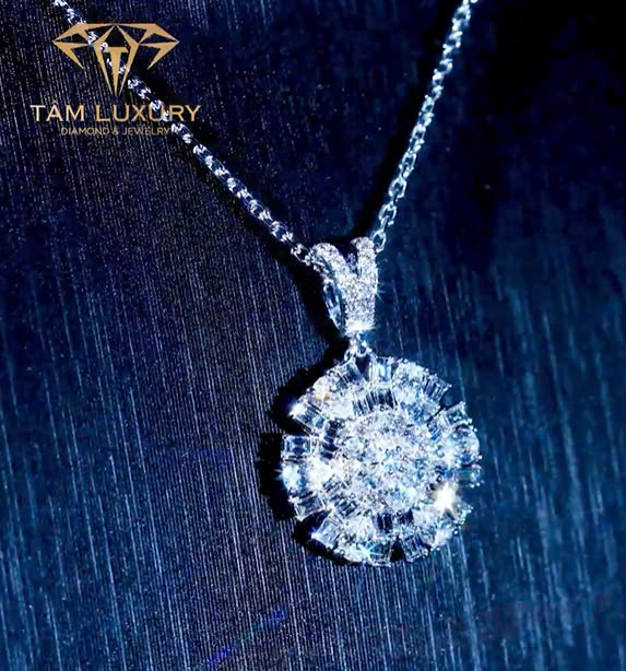 Mặt dây chuyền vàng ý 750 "Crystal" - Mã MD891 Mặt dây chuyền vàng ý 750 "Crystal" - Mã MD891