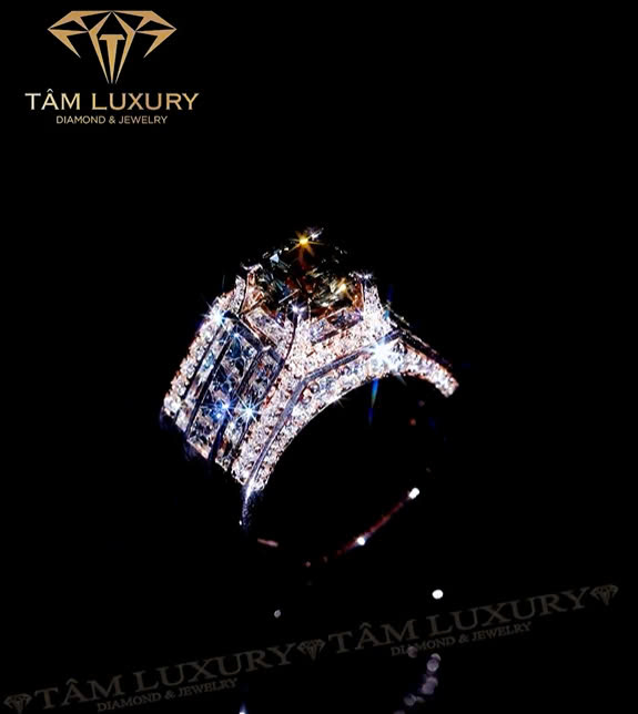 Thiết kế nhẫn nam kim cương thiên nhiên "Brilliance" - NNA654 Thiết kế nhẫn nam kim cương thiên nhiên "Brilliance" - NNA654