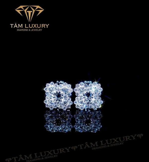 Bông tai kim cương mềm mại ôm trọn vẻ đẹp thanh tao “Silken Shine” – Mã BT423