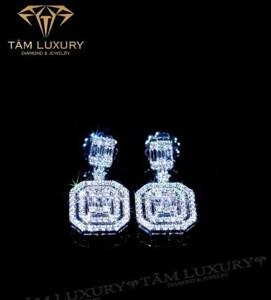 Bông tai kim cương sắc nét tôn vinh vẻ đẹp quyền quý “Royal Spark” – Mã BT1311
