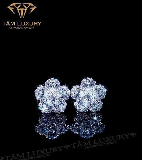 Bông tai kim cương thanh thoát hòa quyện vẻ đẹp hiện đại “Modern Grace” – Mã BT1295