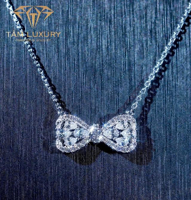 Top 1 mặt dây chuyền kim cương tinh tế “Crystal Whisper” – Mã MD1424