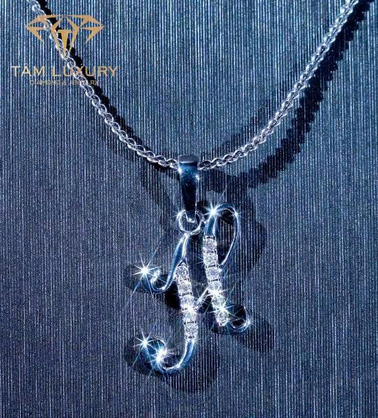Top 10 mặt dây chuyền kim cương dành tặng người thương “Heart Glow” – Mã MD556