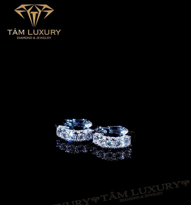 Thiết kế 2025 Bông tai kim cương Tâm Luxury Lightless - Mã BT1344 3 Thiết kế 2025 Bông tai kim cương Tâm Luxury Lightless - Mã BT1344 3